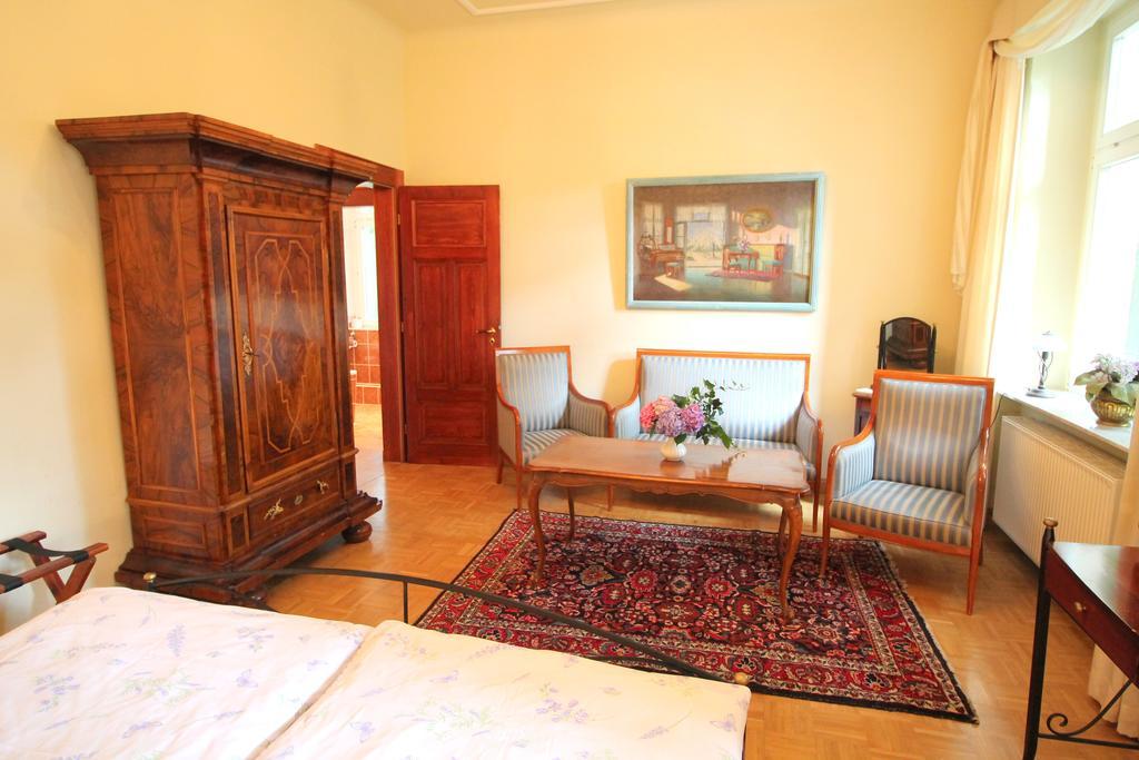Hotel-Appartement-Villa Ulenburg Дрезден Экстерьер фото